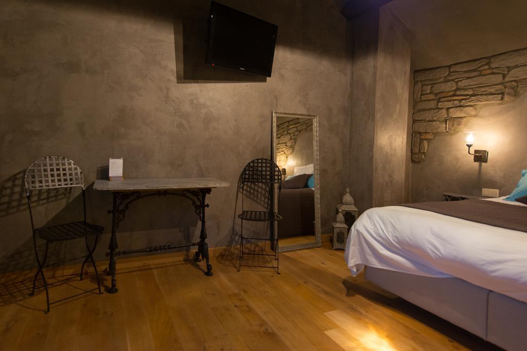 Les Chambres Du Vivier, Chambres D'Hotes Et Gite - A 100M - Durbuy Phòng bức ảnh