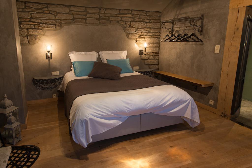 Les Chambres Du Vivier, Chambres D'Hotes Et Gite - A 100M - Durbuy Phòng bức ảnh